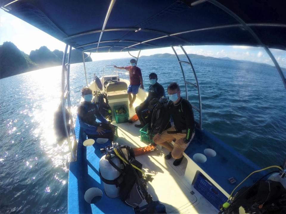Chindonan Dive And Beach Resort Coron Exterior foto