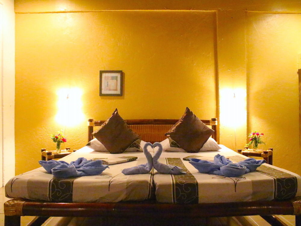 Chindonan Dive And Beach Resort Coron Exterior foto