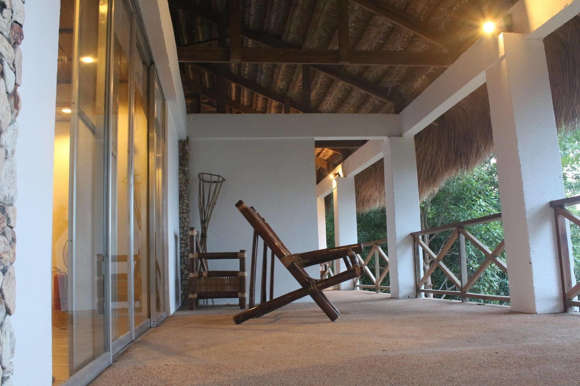 Chindonan Dive And Beach Resort Coron Exterior foto